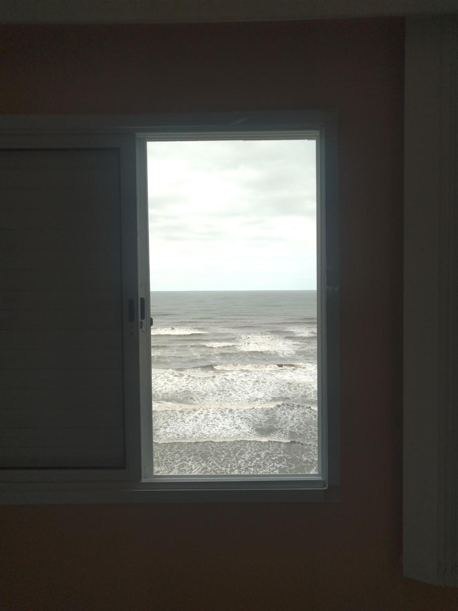 Apartamento Frente Mar Pe Na Areia 大普拉亚 外观 照片